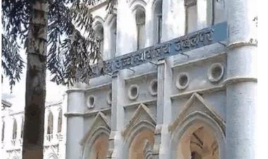 SC ने आदिवासी व्यक्ति की मौत की SIT जांच का आदेश दिया, मध्य प्रदेश के राजनीतिक कार्यकर्ता को गिरफ्तारी से अंतरिम सुरक्षा प्रदान की