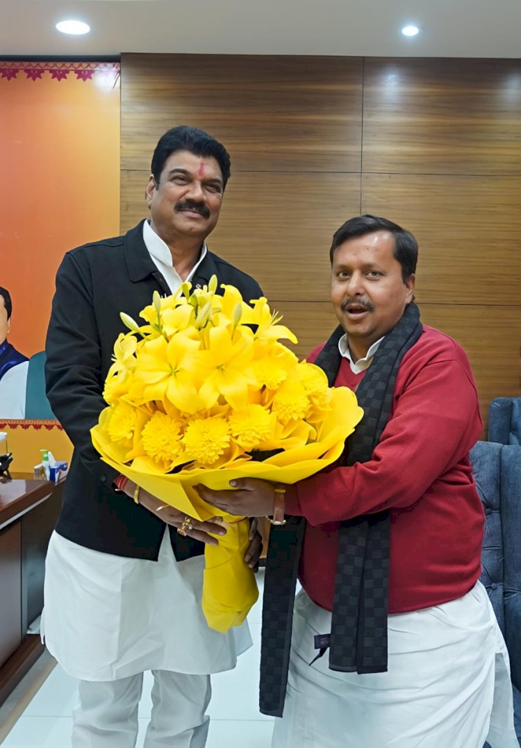 भाजपा के नव नियुक्त राष्ट्रीय कार्यकारी अध्यक्ष नितिन नवीन से कैबिनेट मंत्री गोविंद सिंह राजपूत ने की शिष्टाचार भेंट