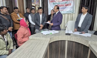 रोल प्रेक्षक बिमल कुमार दुबे ने उरई में मतदाता सुनवाई प्रक्रिया का किया निरीक्षण: निष्पक्ष, पारदर्शी और समयबद्ध निस्तारण के दिए निर्देश, “कोई मतदाता न छूटे” पर ज़ोर