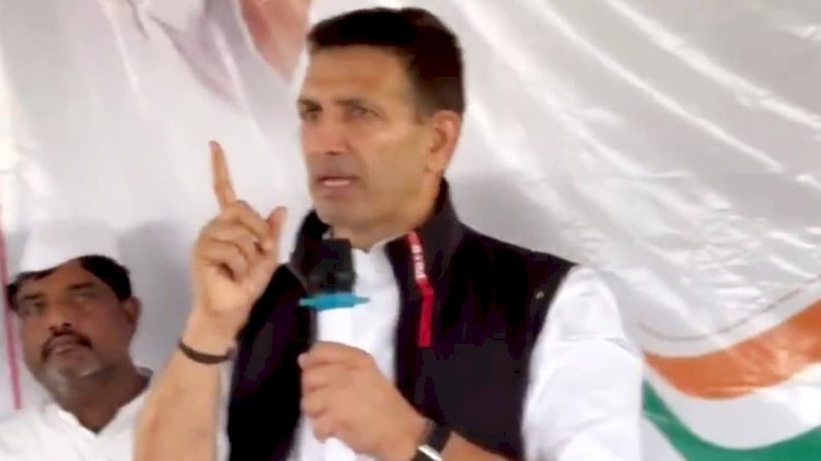 कलेक्टर या भाजपा कार्यकर्ता?RSS कार्यालय पहुंचे शिवम वर्मा,जीतू पटवारी बोले- BJP कार्यकर्ता की तरह काम कर रहे हैं अधिकारी