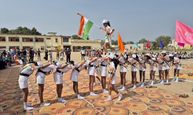 झांसी मंडल की 36वीं मंडलीय बाल क्रीड़ा प्रतियोगिता का भव्य आगाज़,तीन जनपदों के 530 खिलाड़ी मैदान में, उत्साह और खेल भावना का अद्भुत संगम 