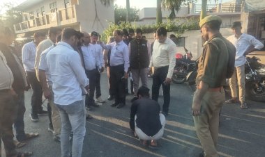 मानकों से खिलवाड़ पड़ा भारी: घटिया सड़क निर्माण पर डीएम का कड़ा एक्शन, 10 मार्च तक सुधार नहीं तो FIR