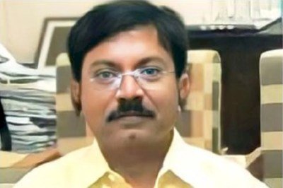 पूर्व IAS मनोज श्रीवास्तव के बयानने छेड़ी नई बहस :सोशल मीडिया पर किया पोस्ट, लिखा- ब्राह्मणों को जबरन जातिवाद के लपेटे में लिया जाता है