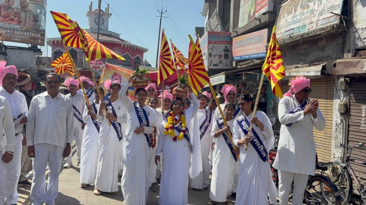ब्रह्मकुमारीज ने शिव की शोभा यात्रा में दिया शांति और आत्मजागरण का संदेश, शिवरात्रि बुराइयों को समाप्त करने का पर्व बताया