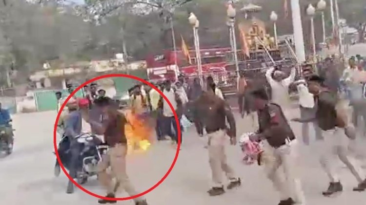 कैलाश विजयवर्गीय का पुतला छीनने में झुलसे टीआई, एसपी ने कहा- दोषियों पर कार्रवाई करेंगे,कांग्रेसियों के प्रदर्शन में हुआ हादसा