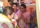 प्रियदर्शिनी सिंधिया ने लगवाई मेहंदी,मातृशक्ति सम्मेलन में  जोरदार स्वागत, स्व-सहायता समूह की इको-फ्रेंडली पहल बनी आकर्षण