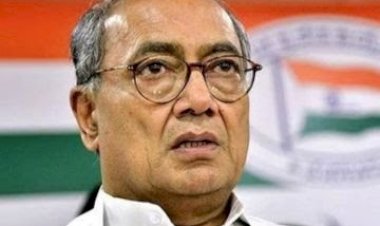 नरेला की वोटर लिस्ट में हजारों फर्जी नाम:दिग्विजय सिंह ने चुनाव आयोग को सौंपे सबूत, आयोग से जांच और कार्रवाई की मांग