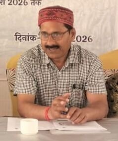 मानक के विपरीत खनन कर यमुना नदी के जलस्रोत को समाप्त कर रहा खनन माफिया