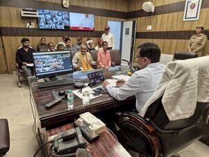 कैंसर पीड़ित महिला को आवास योजना से लाभ दिलाने के निर्देश, लेखपाल की शिकायत की जांच के आदेश