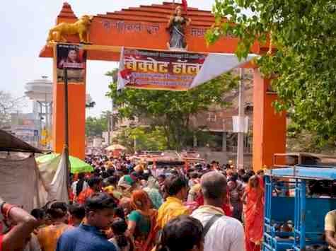 शीतला माता मंदिर में भगदड़, 9 की मौत:इनमें 8 महिलाएं; राष्ट्रपति की सुरक्षा में 2500 जवान, 25 हजार श्रद्धालुओं के लिए कोई नहीं