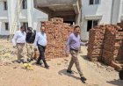 निर्माणाधीन सीएमओ कार्यालय भवन का डीएम ने किया निरीक्षण, 30 जून तक कार्य पूर्ण करने के सख्त निर्देश