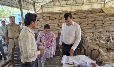 खरीद में लापरवाही पर डीएम की सख्त चेतवानी लापरवाही पर होगी कार्यवाही-अनुपस्थित केंद्र प्रभारियों का वेतन रोका, उठान में ढिलाई पर कार्रवाई के निर्देश