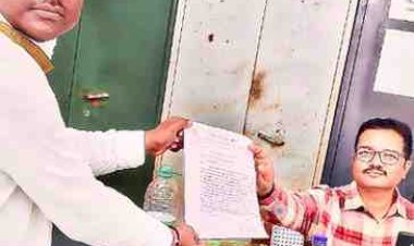 गौ माता को ‘राष्ट्रमाता’ घोषित करने और ‘गौ हत्या मुक्त भारत’ की मांग को लेकर बजरंग सेवादल का बड़ा आंदोलन, एसडीएम को सौंपा ज्ञापन