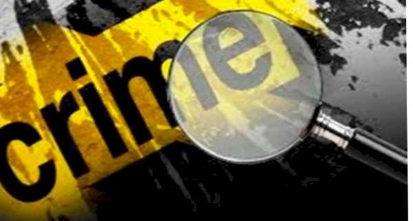 बदमाशों ने बुजुर्ग को पीटा, पेशाब पिलाई, VIDEO: बेटे के प्रेम विवाह की सजा, कार में बैठाकर ले गए आरोपी