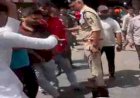 पार्षद पुलिस अफसरों के पैरों में गिरे, बोले- “साहब पानी दिलवा दो, जनता मर जाएगी”-इंदौर में पानी के लिए सड़क पर उतरी जनता