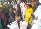मुख्यमंत्री के निर्देश पर 24 घंटे के भीतर पीड़ित परिवारों को राहत, एसडीएम उरई ने पहुंचकर सौंपी आर्थिक सहायता