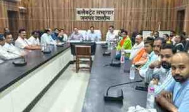 देशहित में बड़ा फैसला: ज्वेलर्स नहीं बेचेंगे सोना-चांदी, पुरानी ज्वेलरी रिसाइकिल कर बनाई जाएगी नई ज्वेलरी