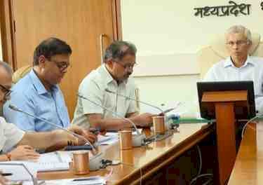 सीएस अनुराग जैन एक्शन मोड में : अवैध खनन, कानून व्यवस्था और अफसरों की लापरवाही पर सख्त चेतावनी, अब गुजरे जमाने के ढर्रे पर काम नहीं चलेगा