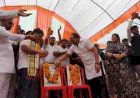 एक बार फिर प्रीतम लोधी विधायक के बयान से राजनीतिक बवाल-13 गुर्जरों के हत्यारे डकैत को बताया दोस्त:लाइन में खड़ाकर गोलियों से भूना था; फूल चढ़ाकर  बोले-हम सुख-दुख के साथी