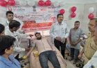 विश्व रक्तदाता दिवस पर जिला अस्पताल उरई में रक्तदान महाअभियान, 09 स्वैच्छिक रक्तदाताओं का सम्मान कर डीएम-एसपी ने बढ़ाया उत्साह